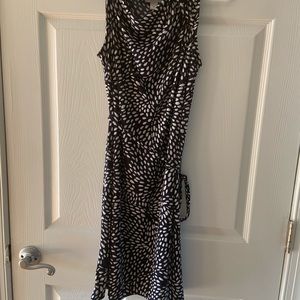 👉🏻 10 for $10 Loft Dress